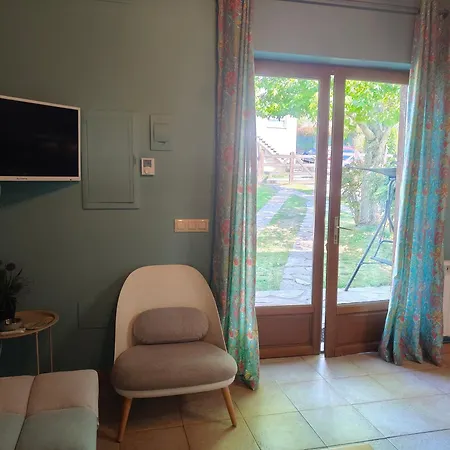 Rosa Jove Apartament *